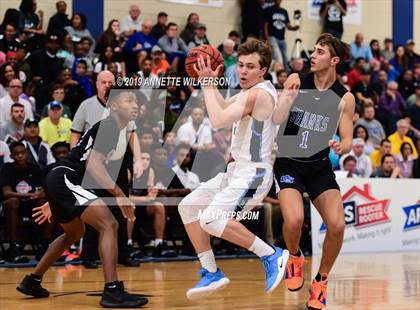 Thumbnail 2 in Berkeley Prep vs. University (ARS/Rescue Rooter National Hoopfest) photogallery.