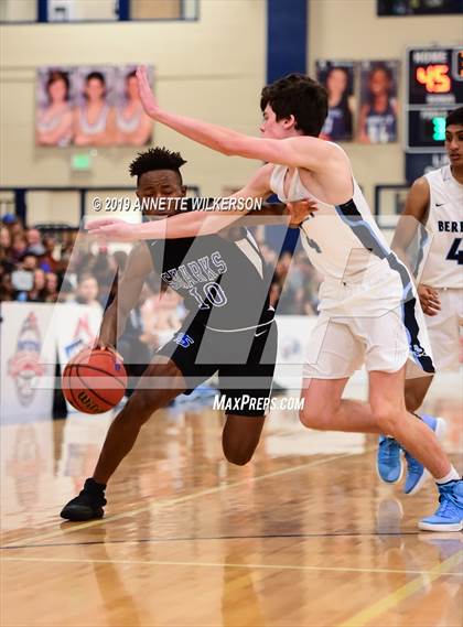 Thumbnail 3 in Berkeley Prep vs. University (ARS/Rescue Rooter National Hoopfest) photogallery.