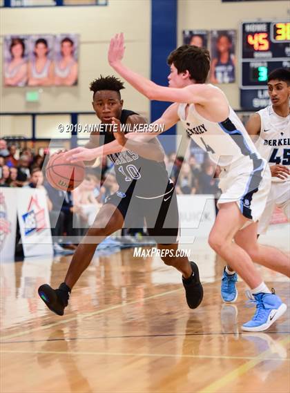 Thumbnail 1 in Berkeley Prep vs. University (ARS/Rescue Rooter National Hoopfest) photogallery.
