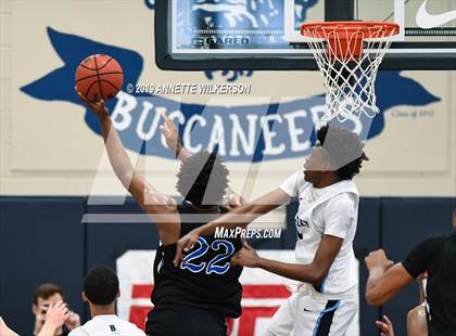 Thumbnail 2 in Berkeley Prep vs. University (ARS/Rescue Rooter National Hoopfest) photogallery.