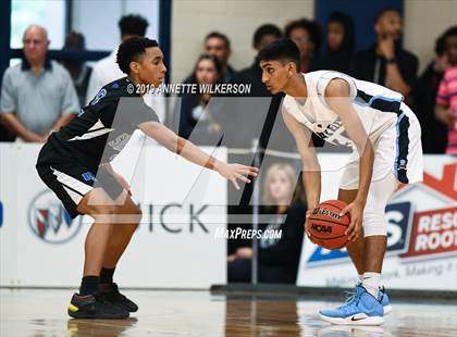 Thumbnail 2 in Berkeley Prep vs. University (ARS/Rescue Rooter National Hoopfest) photogallery.