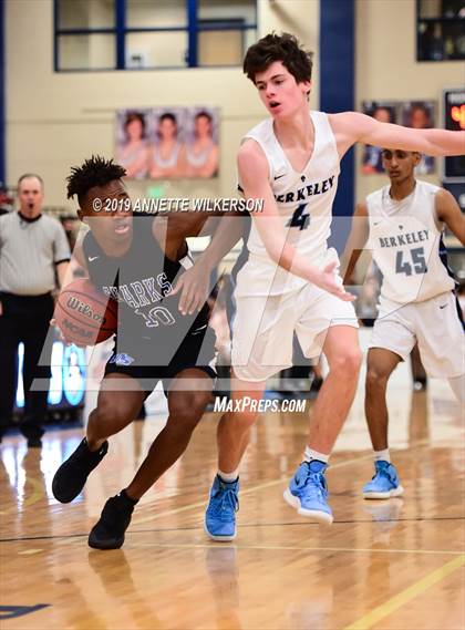 Thumbnail 1 in Berkeley Prep vs. University (ARS/Rescue Rooter National Hoopfest) photogallery.
