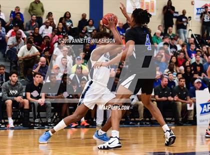 Thumbnail 1 in Berkeley Prep vs. University (ARS/Rescue Rooter National Hoopfest) photogallery.