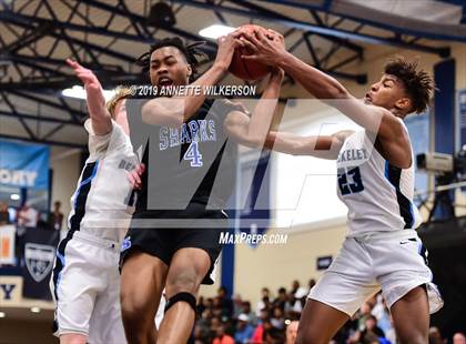 Thumbnail 1 in Berkeley Prep vs. University (ARS/Rescue Rooter National Hoopfest) photogallery.