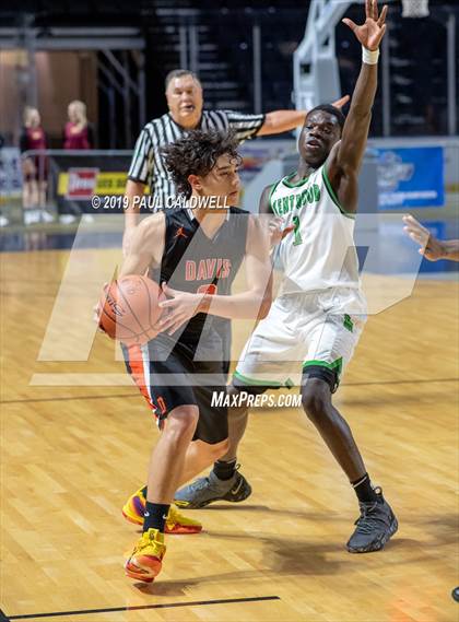 Thumbnail 3 in Kentwood vs. Davis (King's Showcase) photogallery.