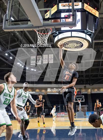 Thumbnail 1 in Kentwood vs. Davis (King's Showcase) photogallery.