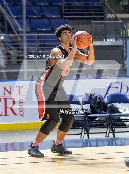 Thumbnail 1 in Kentwood vs. Davis (King's Showcase) photogallery.
