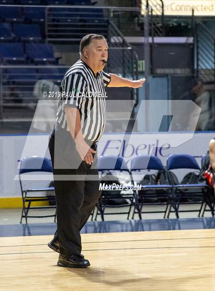Thumbnail 3 in Kentwood vs. Davis (King's Showcase) photogallery.