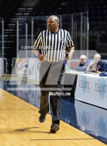 Thumbnail 2 in Kentwood vs. Davis (King's Showcase) photogallery.