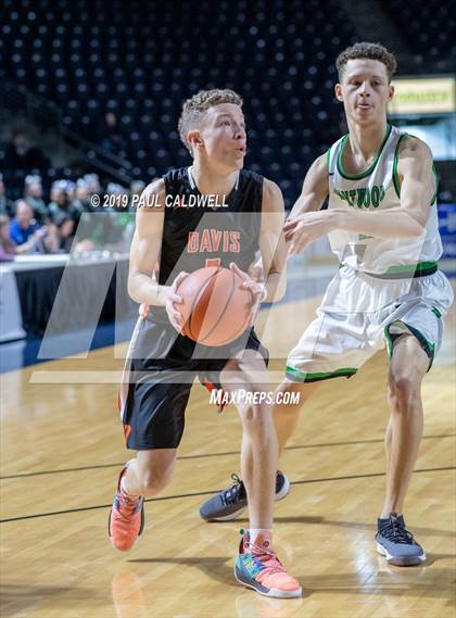 Thumbnail 3 in Kentwood vs. Davis (King's Showcase) photogallery.