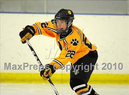 Thumbnail 3 in Hand @ Notre Dame-Fairfield (Carrano Cup Final) photogallery.