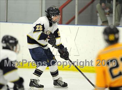 Thumbnail 3 in Hand @ Notre Dame-Fairfield (Carrano Cup Final) photogallery.
