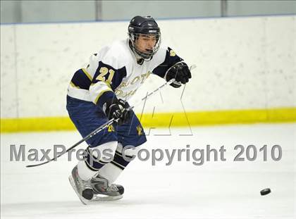 Thumbnail 2 in Hand @ Notre Dame-Fairfield (Carrano Cup Final) photogallery.