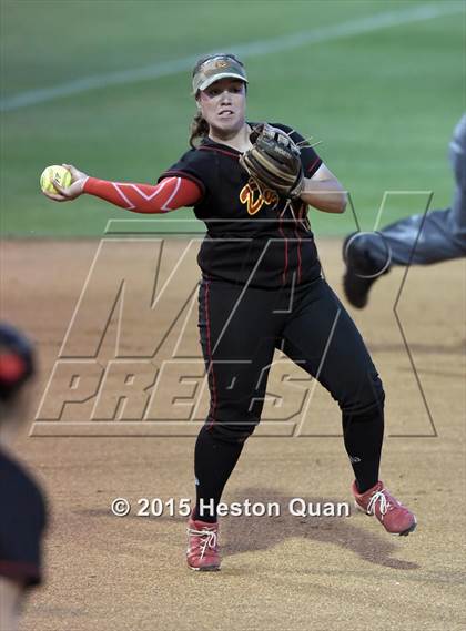 Thumbnail 1 in Yucaipa vs. Mission Viejo (CIF-SS D1 Final) photogallery.