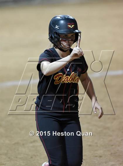 Thumbnail 3 in Yucaipa vs. Mission Viejo (CIF-SS D1 Final) photogallery.
