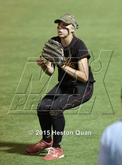 Thumbnail 2 in Yucaipa vs. Mission Viejo (CIF-SS D1 Final) photogallery.