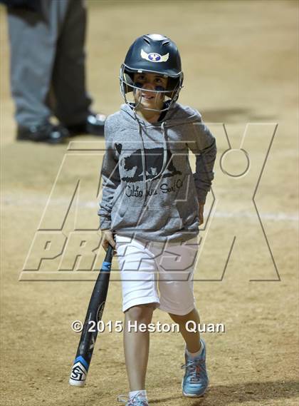 Thumbnail 2 in Yucaipa vs. Mission Viejo (CIF-SS D1 Final) photogallery.