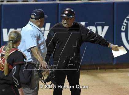 Thumbnail 3 in Yucaipa vs. Mission Viejo (CIF-SS D1 Final) photogallery.
