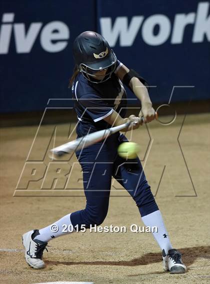 Thumbnail 2 in Yucaipa vs. Mission Viejo (CIF-SS D1 Final) photogallery.
