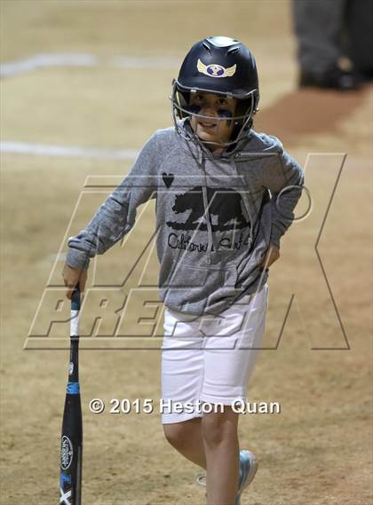 Thumbnail 1 in Yucaipa vs. Mission Viejo (CIF-SS D1 Final) photogallery.