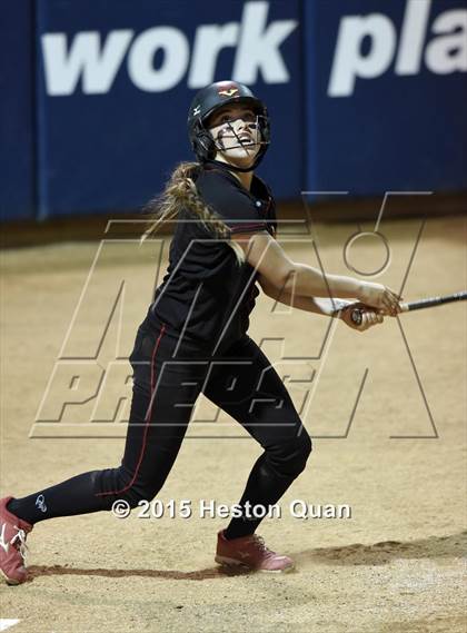Thumbnail 1 in Yucaipa vs. Mission Viejo (CIF-SS D1 Final) photogallery.