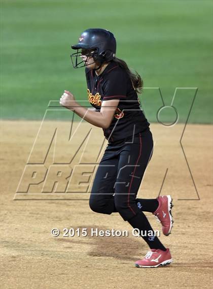 Thumbnail 3 in Yucaipa vs. Mission Viejo (CIF-SS D1 Final) photogallery.