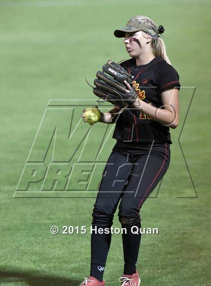 Thumbnail 3 in Yucaipa vs. Mission Viejo (CIF-SS D1 Final) photogallery.