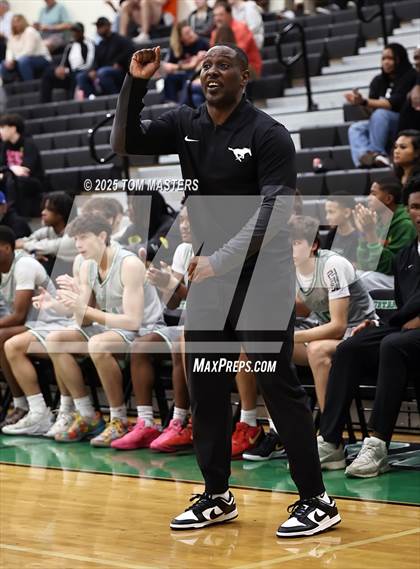 Thumbnail 3 in Davidson Day @ Myers Park (George Lynch Invitational) photogallery.