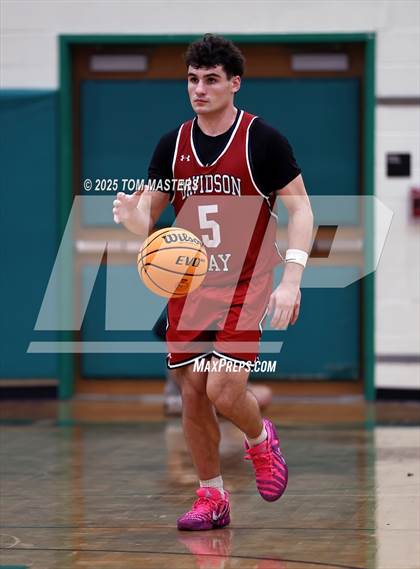 Thumbnail 3 in Davidson Day @ Myers Park (George Lynch Invitational) photogallery.