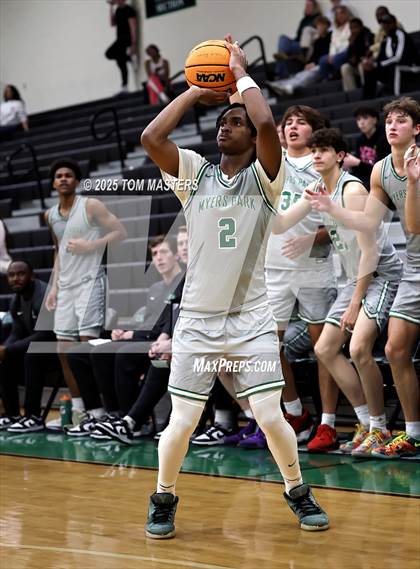 Thumbnail 1 in Davidson Day @ Myers Park (George Lynch Invitational) photogallery.