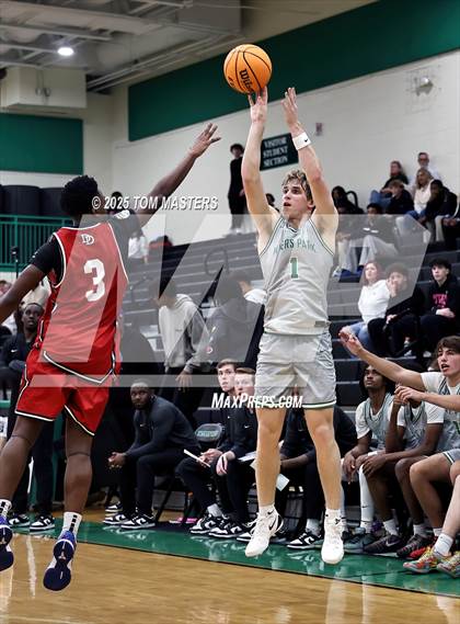 Thumbnail 3 in Davidson Day @ Myers Park (George Lynch Invitational) photogallery.