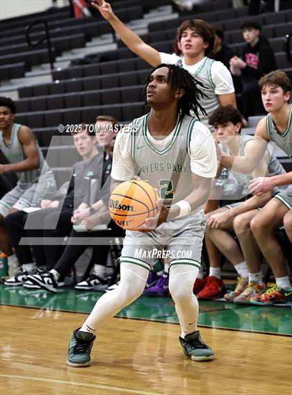 Thumbnail 3 in Davidson Day @ Myers Park (George Lynch Invitational) photogallery.