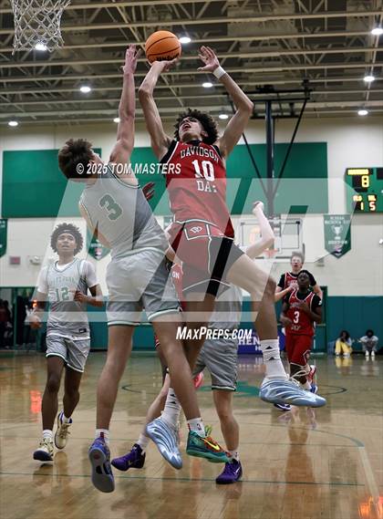 Thumbnail 2 in Davidson Day @ Myers Park (George Lynch Invitational) photogallery.