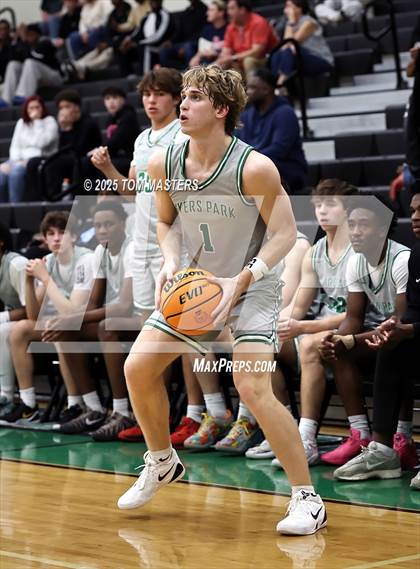 Thumbnail 1 in Davidson Day @ Myers Park (George Lynch Invitational) photogallery.