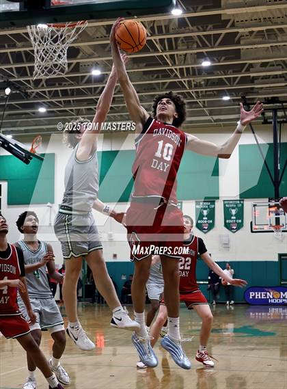 Thumbnail 1 in Davidson Day @ Myers Park (George Lynch Invitational) photogallery.