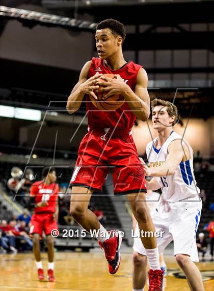 Thumbnail 1 in Holmes vs Newport Central Catholic (9th Region Tournament) photogallery.