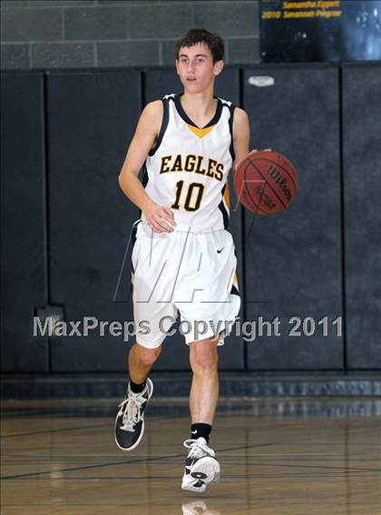 Thumbnail 2 in JV: Del Oro vs Folsom (Del Oro JV Invitational) photogallery.