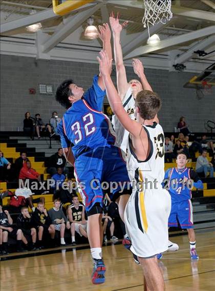 Thumbnail 2 in JV: Del Oro vs Folsom (Del Oro JV Invitational) photogallery.