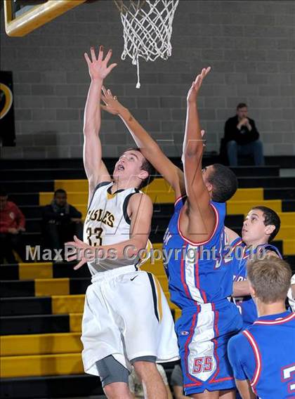 Thumbnail 2 in JV: Del Oro vs Folsom (Del Oro JV Invitational) photogallery.
