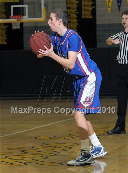 Thumbnail 3 in JV: Del Oro vs Folsom (Del Oro JV Invitational) photogallery.