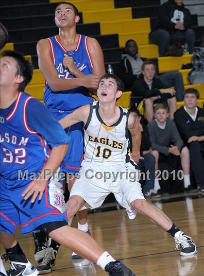 Thumbnail 2 in JV: Del Oro vs Folsom (Del Oro JV Invitational) photogallery.
