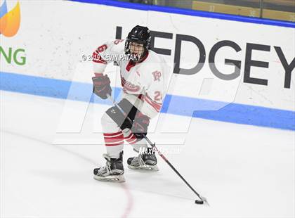 Thumbnail 1 in Xavier vs. Fairfield Prep (CIAC D1 Semifinal) photogallery.