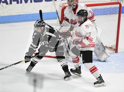 Thumbnail 2 in Xavier vs. Fairfield Prep (CIAC D1 Semifinal) photogallery.