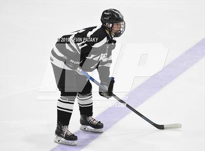 Thumbnail 1 in Xavier vs. Fairfield Prep (CIAC D1 Semifinal) photogallery.