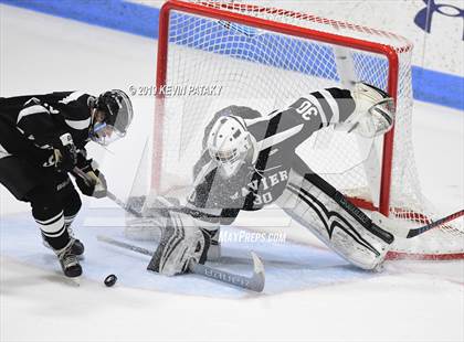 Thumbnail 2 in Xavier vs. Fairfield Prep (CIAC D1 Semifinal) photogallery.