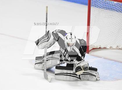 Thumbnail 1 in Xavier vs. Fairfield Prep (CIAC D1 Semifinal) photogallery.