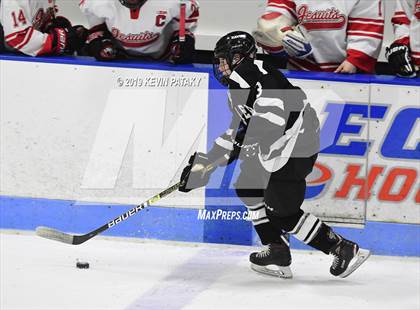 Thumbnail 2 in Xavier vs. Fairfield Prep (CIAC D1 Semifinal) photogallery.