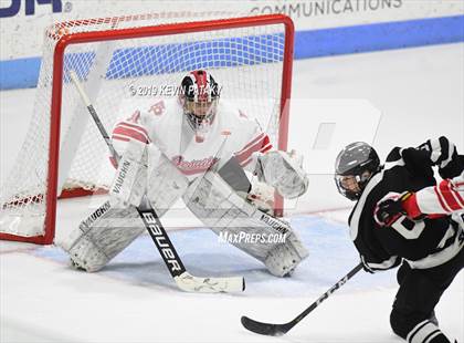 Thumbnail 1 in Xavier vs. Fairfield Prep (CIAC D1 Semifinal) photogallery.