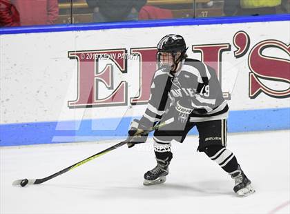 Thumbnail 2 in Xavier vs. Fairfield Prep (CIAC D1 Semifinal) photogallery.