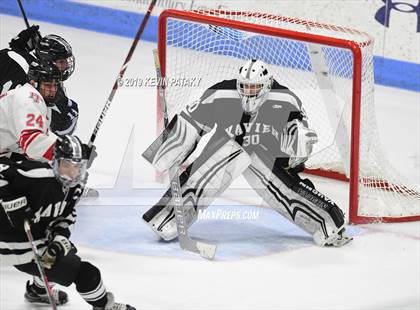 Thumbnail 3 in Xavier vs. Fairfield Prep (CIAC D1 Semifinal) photogallery.